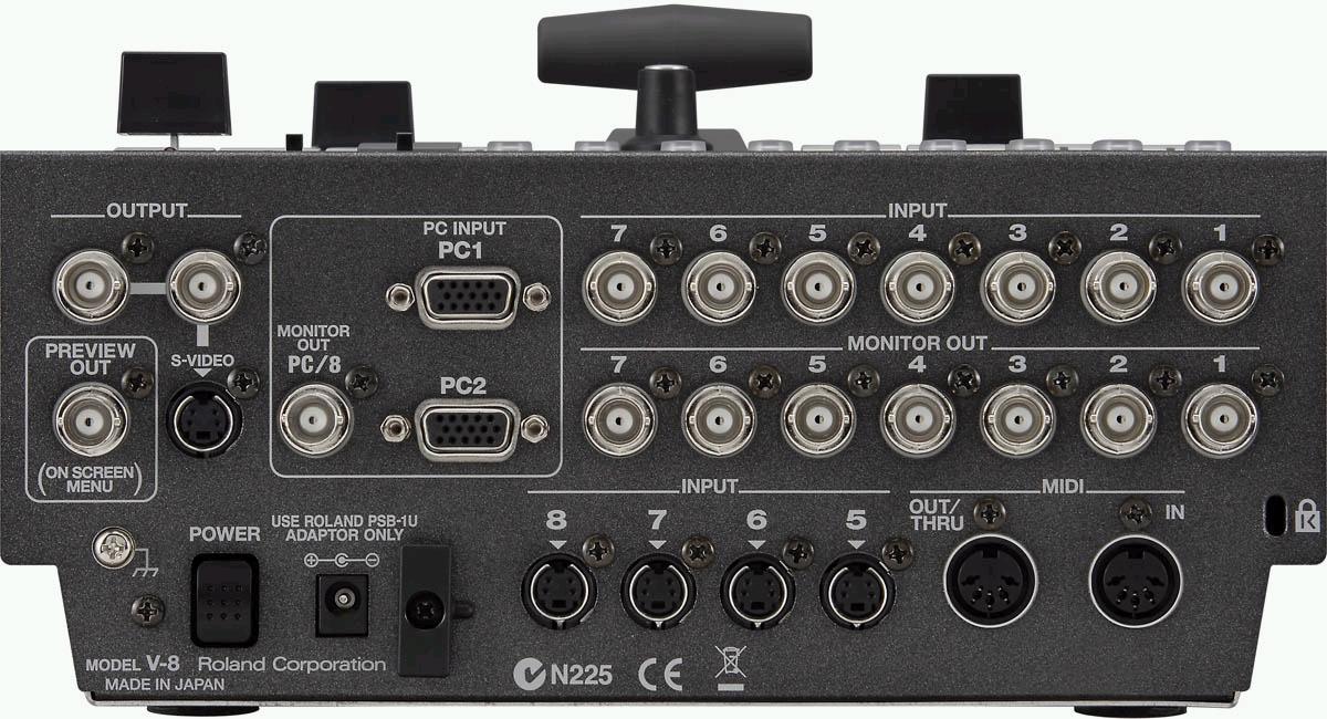 Roland (Edirol) V-8